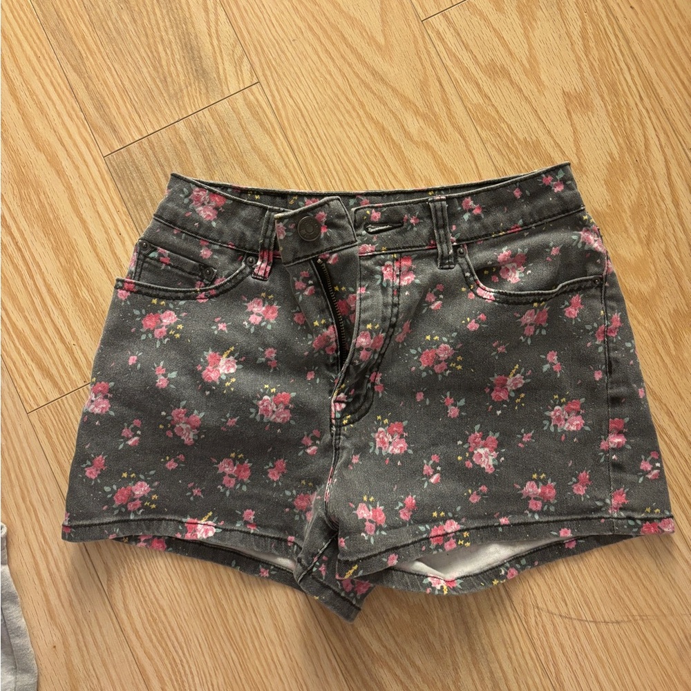 BDG Floral High Waisted denim Shorts
